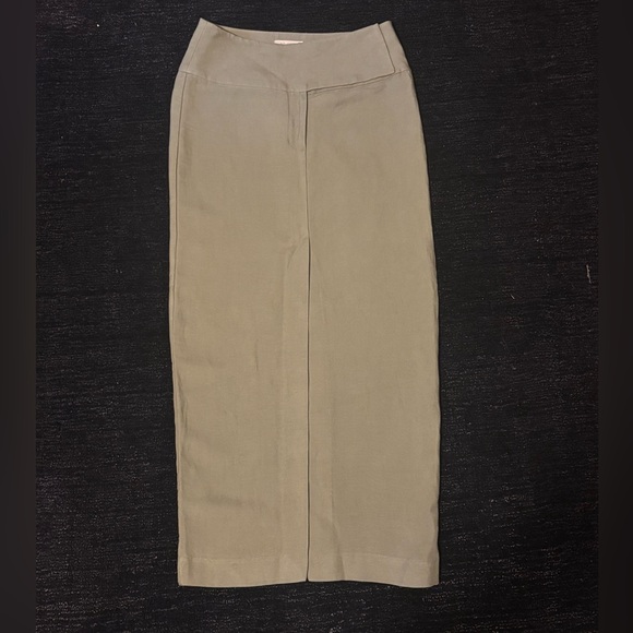 St Agni Wide Waistband Column
Skirt In Smokey Olive - Picture 3 of 9